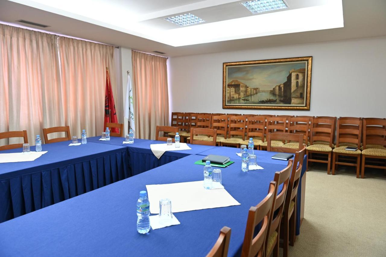 Lezhë Hotel Liss מראה חיצוני תמונה