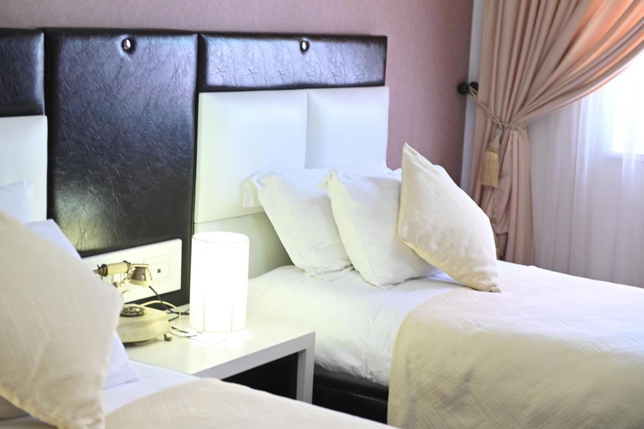 Lezhë Hotel Liss מראה חיצוני תמונה